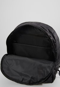 Urban Classics NASA PUFFER  - Mochila - black