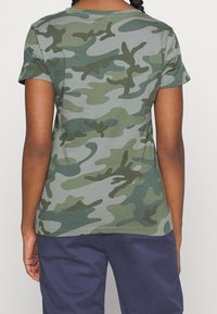 GAP Petite Triko s potiskem - green