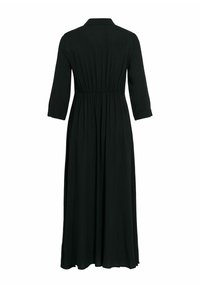 Juodas maksi suknelė, pagaminta iš lygaus audinio, su apykakle, trijų ketvirčių rankovėmis ir elastinga juosmeniu, kuris pabrėžia siluetą.