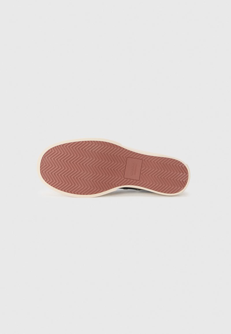 Marni Baskets basses - black