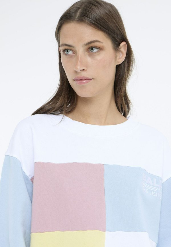 BAAURORA - Sweatshirt2