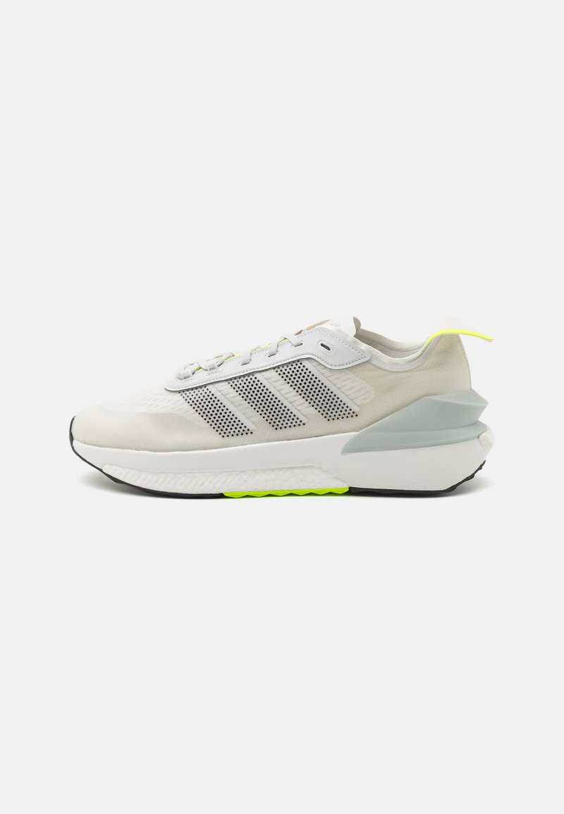 adidas Sportswear AVRYN - Športni copati - crystal white/lucid lemon