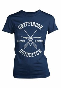 Námořnické tričko s nápisem "Gryffindor Quidditch" bílou barvou, s grafikou zkřížených košťat a míče. Krátké rukávy, standardní střih.
