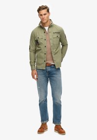 Superdry & Co DELTA  - Camisa - olive khaki
