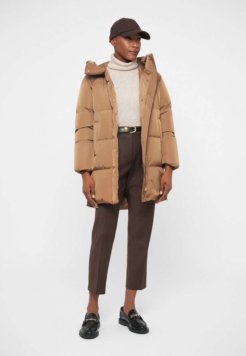 Manteau Express Femme Beige-Marron à Capuche - Taille M, Occasion Très Bon État
