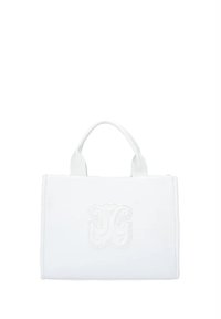 Borsa a mano bianca in pelle con forma rettangolare, caratterizzata da un logo testurizzato sul davanti e due manici corti. Finitura liscia.