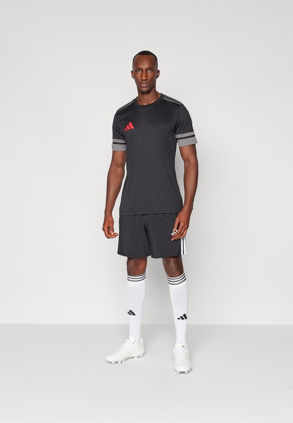 TRAIN ESSENTIALS 3 STRIPES SHORT - Sports shorts2