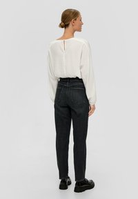 s.Oliver - Jeansy Zwężane