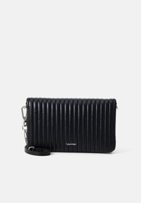 Unselected, black