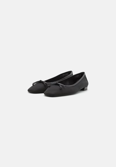 Stuart Weitzman ARABELLA BALLET FLAT - Ballerine - black