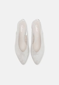 Gabor Pumps - ice