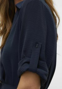 Vero Moda VMALVA KURZES - Päevakleit - total eclipse