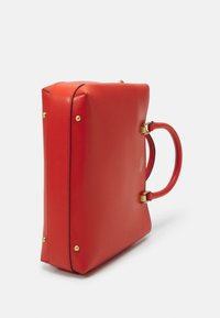 Guess MASIE GIRLFRIEND SATCHEL - Handväska - orange