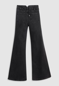 Zwarte flared jeans van denim; met een hoge taille, twee achterzakken en een nette zoom. De stof heeft een gladde textuur.