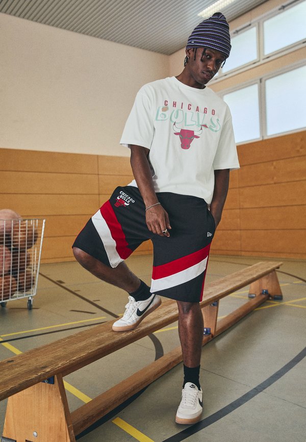 NBA CHICAGO BULLS GRAPHIC OVERSIZED TEE - Print T-shirt - whie3