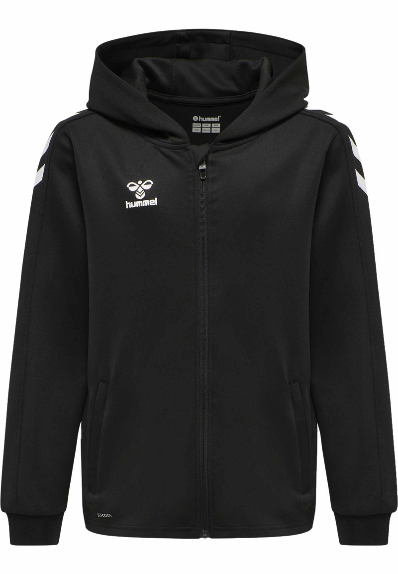Felpa nera con zip e cappuccio, realizzata in tessuto liscio. Presenta strisce bianche lungo le spalle e un piccolo logo sul petto.