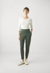 Max Mara Leisure PESCA - Treniņtērpa apakšdaļas - verde kaki