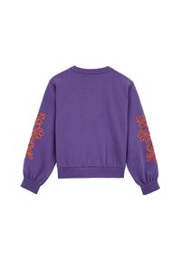 Pulover mov cu mâneci bufante lungi, guler și tiv cu nervuri, decorat cu broderie florală portocalie pe ambele mâneci. Material din bumbac moale.