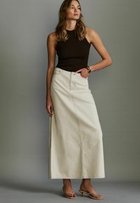 Next Maxinederdele - ecru beige