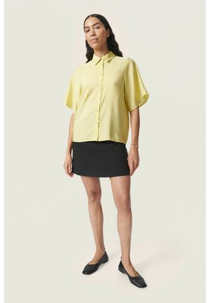 Bluza z gumbi - endive