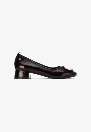 Carmela, ZAPATO DE MUJER CON TACÓN - Tacones - rojo