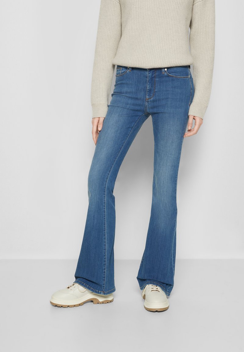 Tomorrow ALBERT FLARE - Calças de ganga bootcut - florence