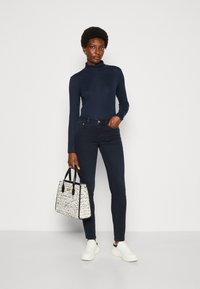 TOM TAILOR Camisola de manga comprida - sky captain blue