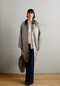 Scotch & Soda COATED RAINCOAT - Cappotto classico - taupe