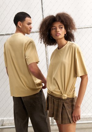 UNISEX - Basic T-shirt - beige