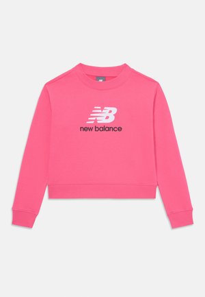 New Balance TERRY STACKED LOGO CREW  - Felpa - dragon berry