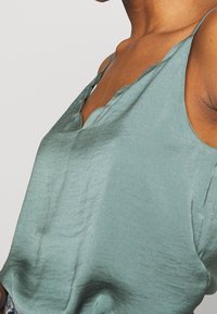 ONLY Top - green