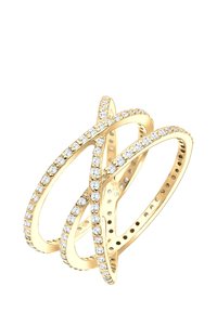 Goldring mit verwobenem Design, bestehend aus mehreren Ringen, die entlang der äußeren Kanten mit kleinen, klaren Edelsteinen geschmückt sind. Glatte, glänzende Oberfläche.