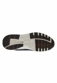 Talpa de pantof sport având o suprafață de tracțiune din cauciuc negru, un mijloc alb, un model în rețea și accente maronii pentru o aderență îmbunătățită.