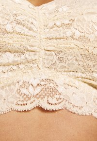 Cosabella NEVER SAY NEVER PLUS SWEETIE BRALETTE - Topp - blush