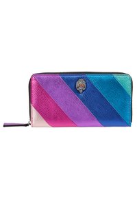 Portafoglio in pelle multicolore con strisce diagonali rosa, viola e blu. Presenta un emblema decorativo in metallo sul davanti.