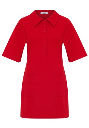 Rode polokleding met korte mouwen, een kraag, een sluiting met knopen aan de voorkant en twee zakken aan de voorkant. Gladde stof met een effen kleur.