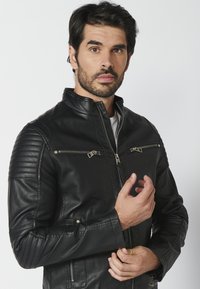 Koroshi SKIN EFFECT - Giacca in similpelle - black