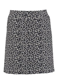Falda corta de estampado animal en gris y negro con una textura suave. Presenta un corte recto y una cinturilla ajustada.