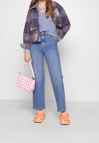 ONLY Petite Stickad tröja - mottled light blue