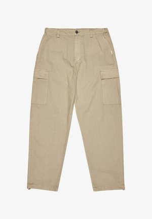 Bežové cargo nohavice vyrobené z ľahkej tkaniny s uvoľneným strihom, ktoré majú dve bočné vrecká a viditeľné švy.