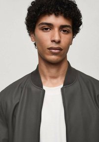 Mango Bomberjacke - grey