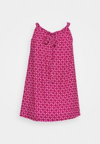 Abito senza maniche rosa con dettaglio a fiocco sullo scollo, caratterizzato da un motivo geometrico bianco su un tessuto testurizzato.