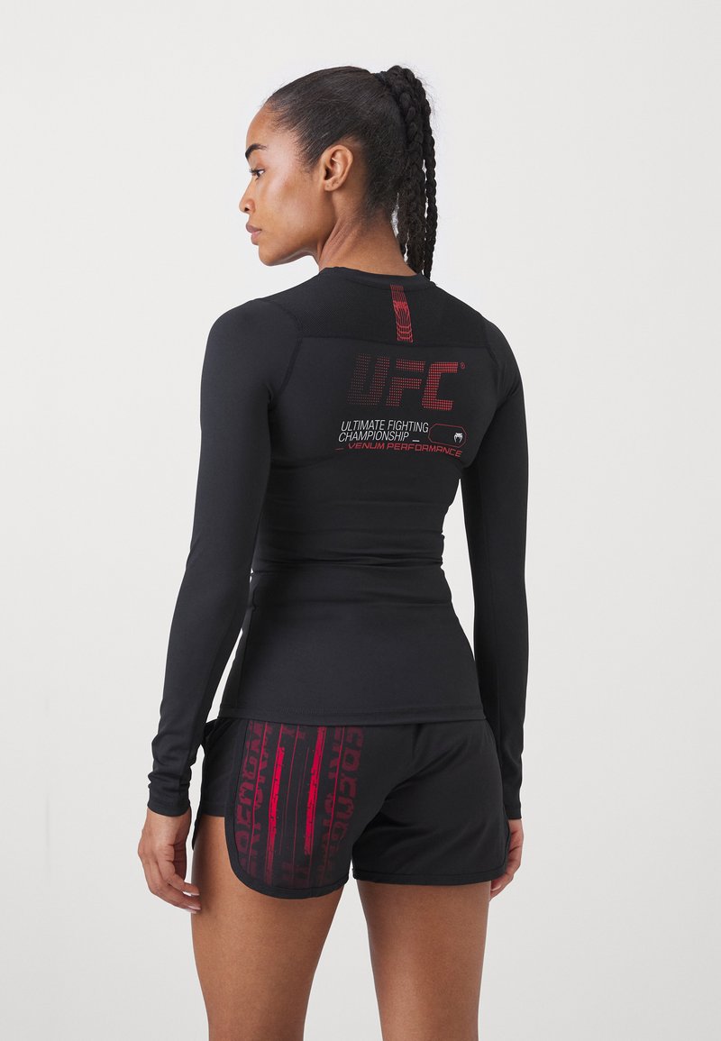 Venum Phantom Rashguard Manches Longues Femme - Haut Compression Sports Combat - Noir/Rouge