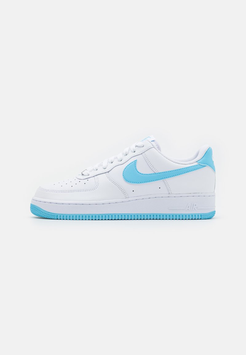 Nike Sportswear AIR FORCE 1 '07 - Matalavartiset tennarit - white/aquarius blue