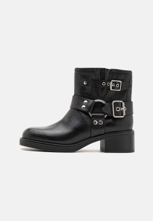 THRILL - Cowboy/biker ankle boot - black