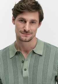 Dobber KEN KNITTED - Piké - green