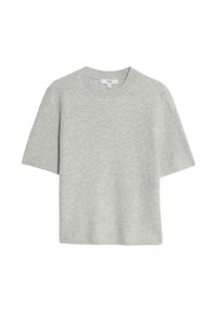 Suéter de punto de manga corta en gris claro con cuello redondo, que presenta una textura acanalada y un corte relajado. Fabricado con un tejido suave.