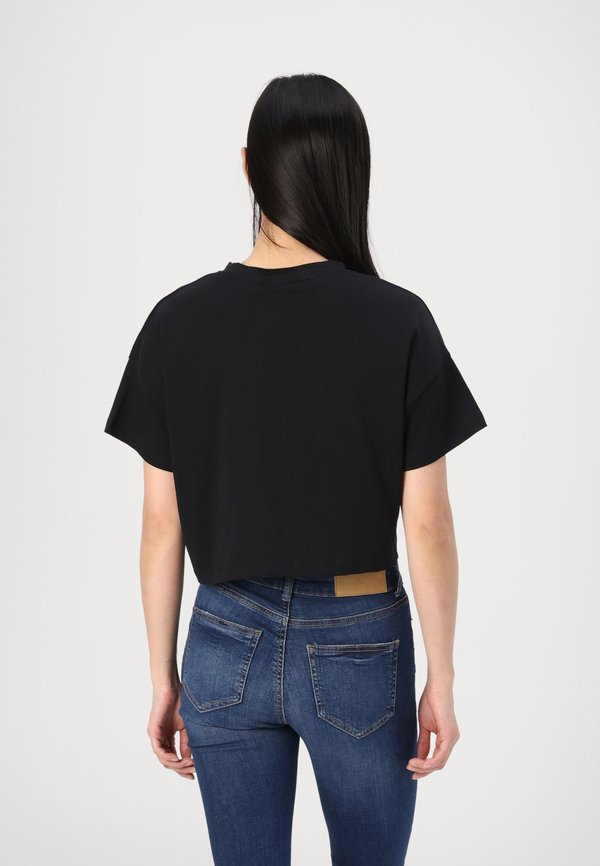 NMALENA O NECK SEMICROP - Basic T-shirt3