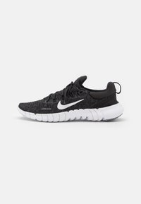 Nike Performance Scarpe da corsa su strada - black