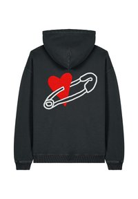 Felpa nera con cappuccio caratterizzata da un grande cuore rosso e da un design di spilla di sicurezza bianca ricamato sulla schiena. Materiale morbido con una vestibilità comoda.